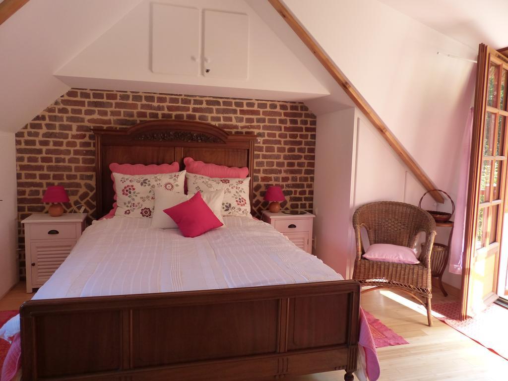 La Flore De Lys, Ideal Pour 2 Adultes Et 2 Enfants Holiday home Saint-Jouin-Bruneval