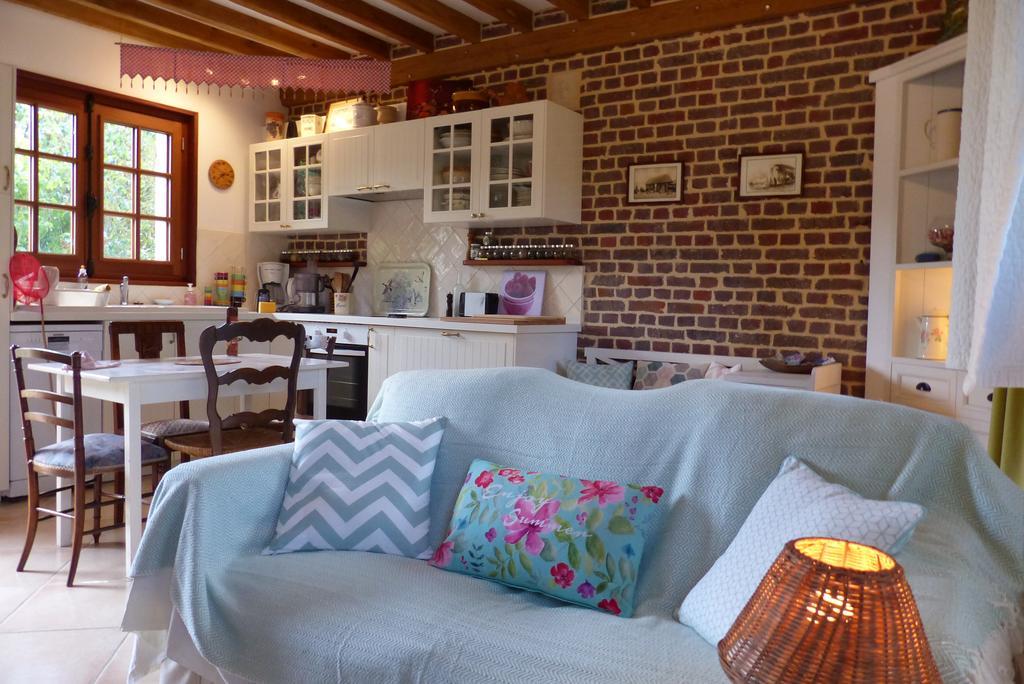 La Flore De Lys, Ideal Pour 2 Adultes Et 2 Enfants Holiday home Saint-Jouin-Bruneval